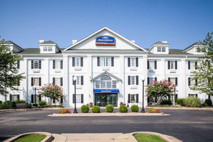 Howard Johnson By Wyndham Jackson Bagian luar foto